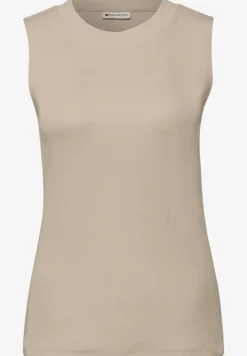 Basic top met geribbelde textuur