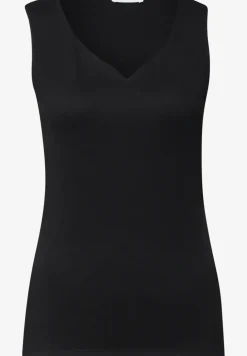 Basic top met hartvormige halslijn