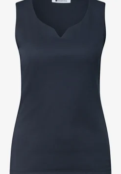 Basic top met hartvormige halslijn