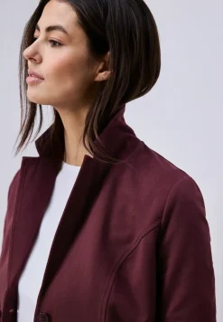Basis blazer