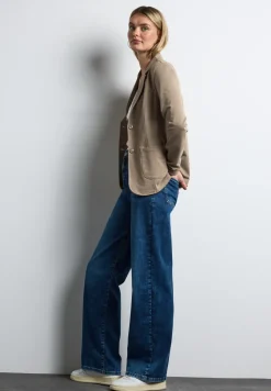 Basis blazer