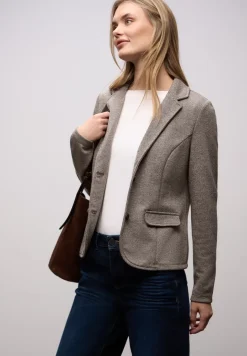Basis blazer