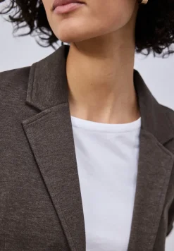 Basis blazer