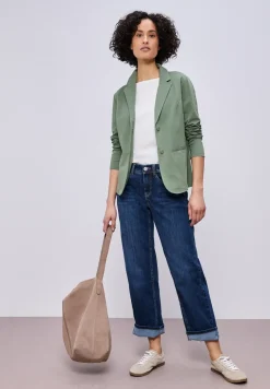 Basis blazer
