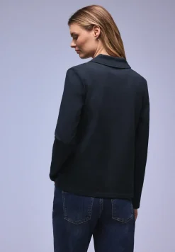 Basis blazer