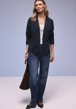 Basis blazer