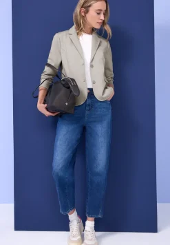 Basis blazer