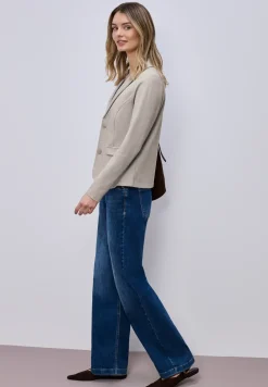 Basis blazer