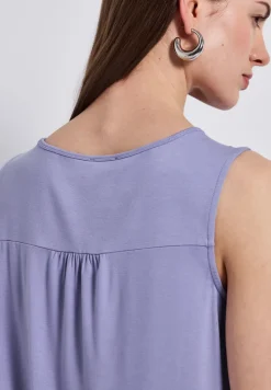 Basis top