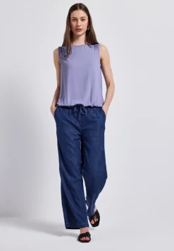Basis top