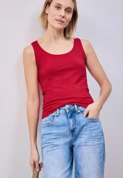 Basis top