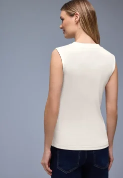 Basis top
