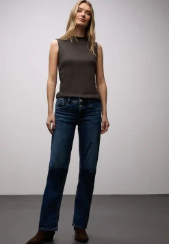 Basis top