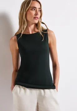 Basis top
