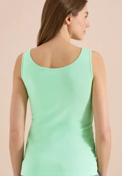 Basis top