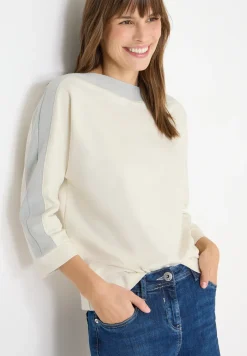 Batwing shirt met tape