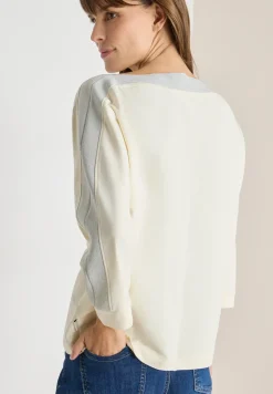Batwing shirt met tape