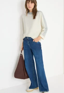 Batwing shirt met tape