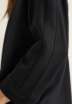 Batwing shirt met tape