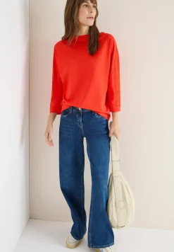 Batwing shirt met tape