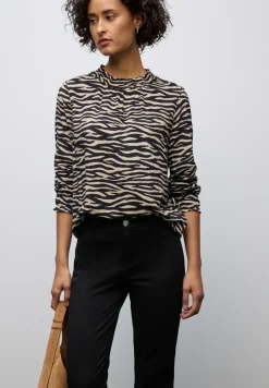 Bedrukte blouse met smokdetails