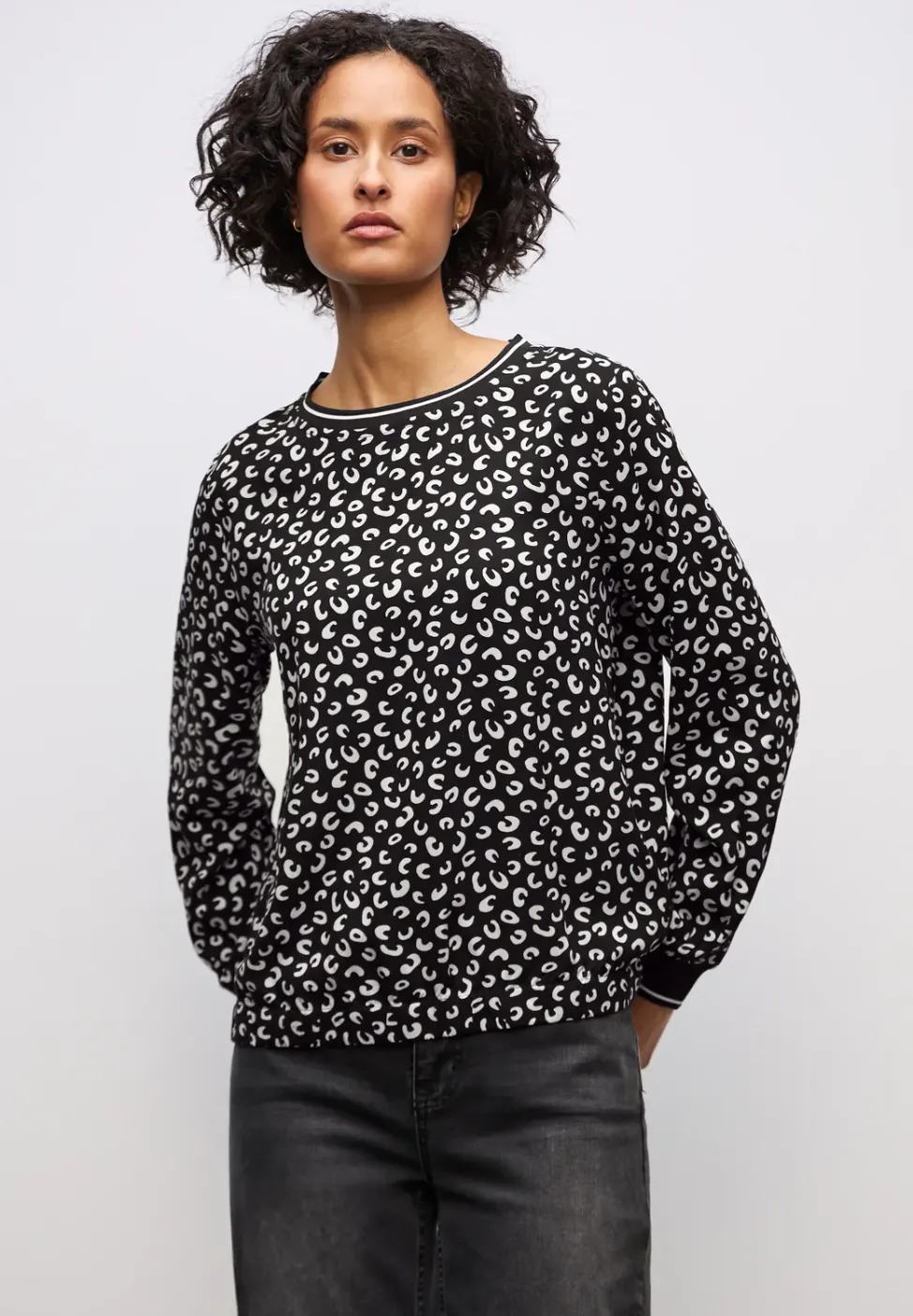 Bedrukte blouse met tape details