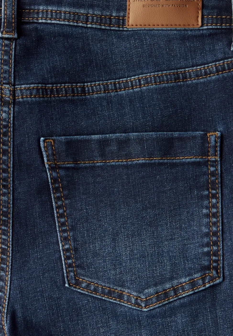 Bermuda jeans