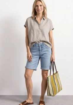 Bermuda met Slim Legs en omgeslagen detail