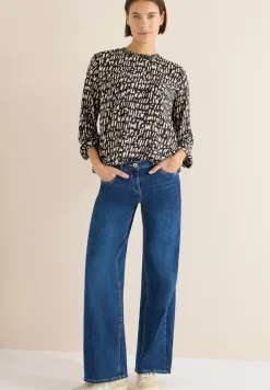 Blouse met gesmockte halslijn