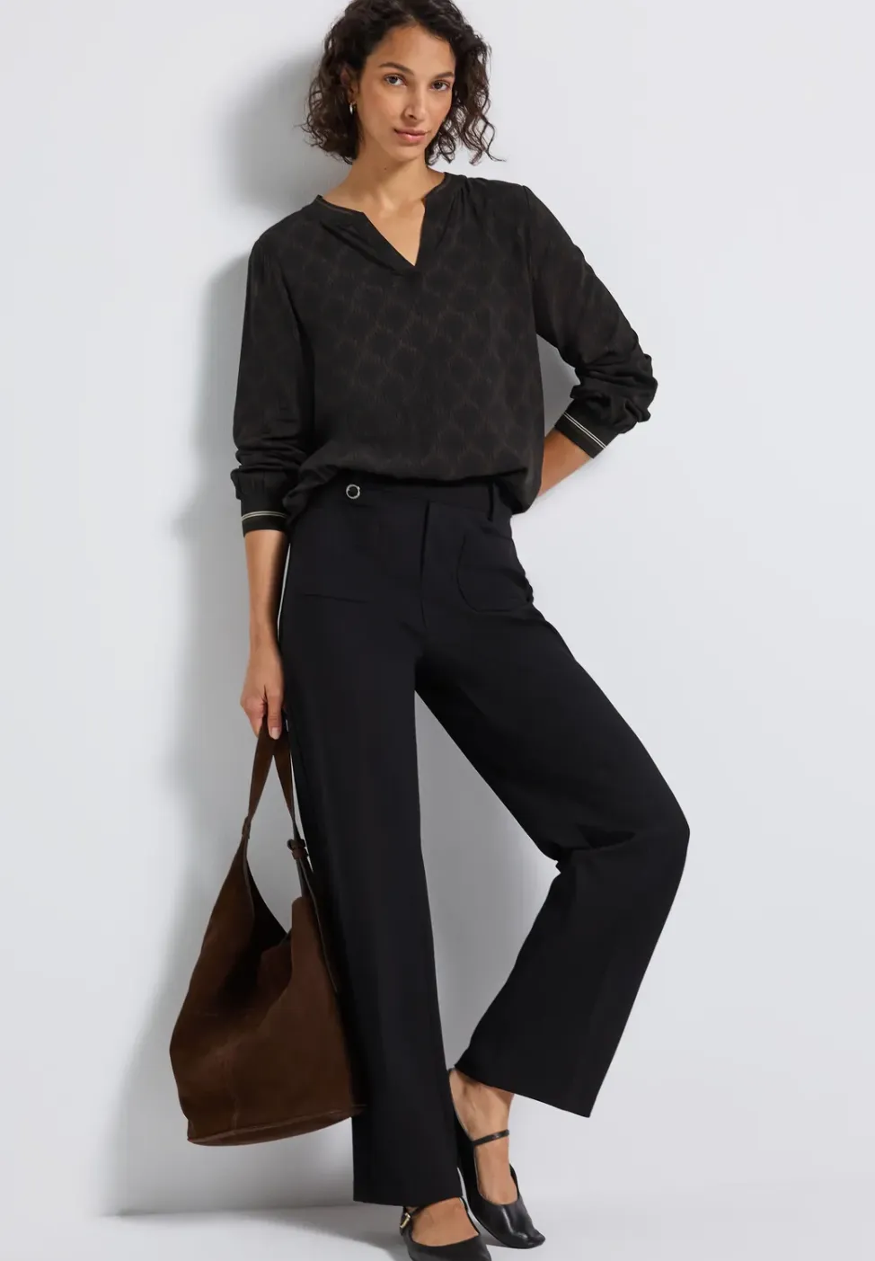 Blouse met gespleten hals en tape