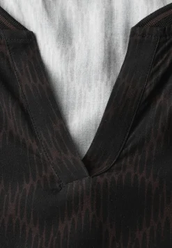 Blouse met gespleten hals en tape