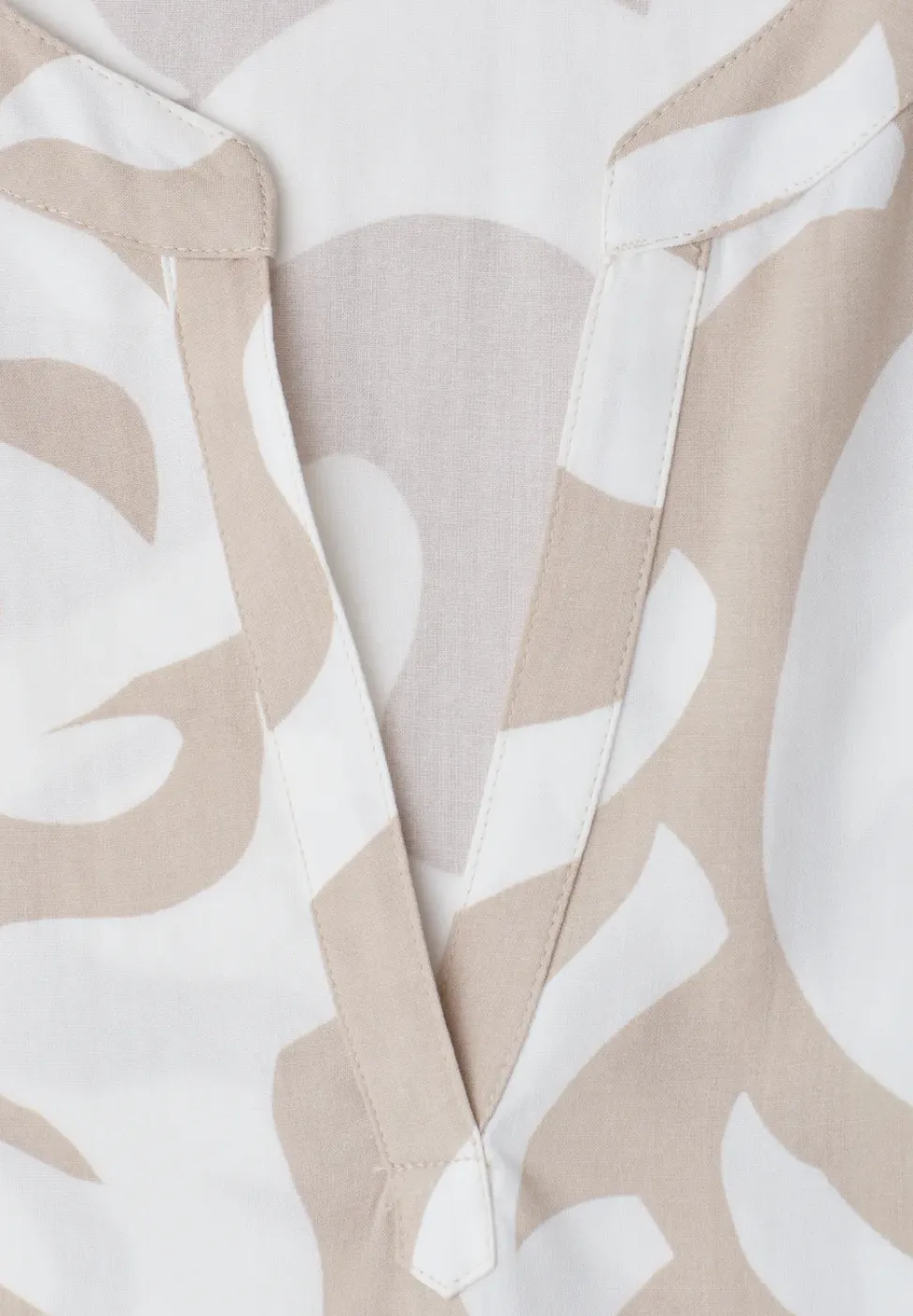 Blouse met hangende schouder en print