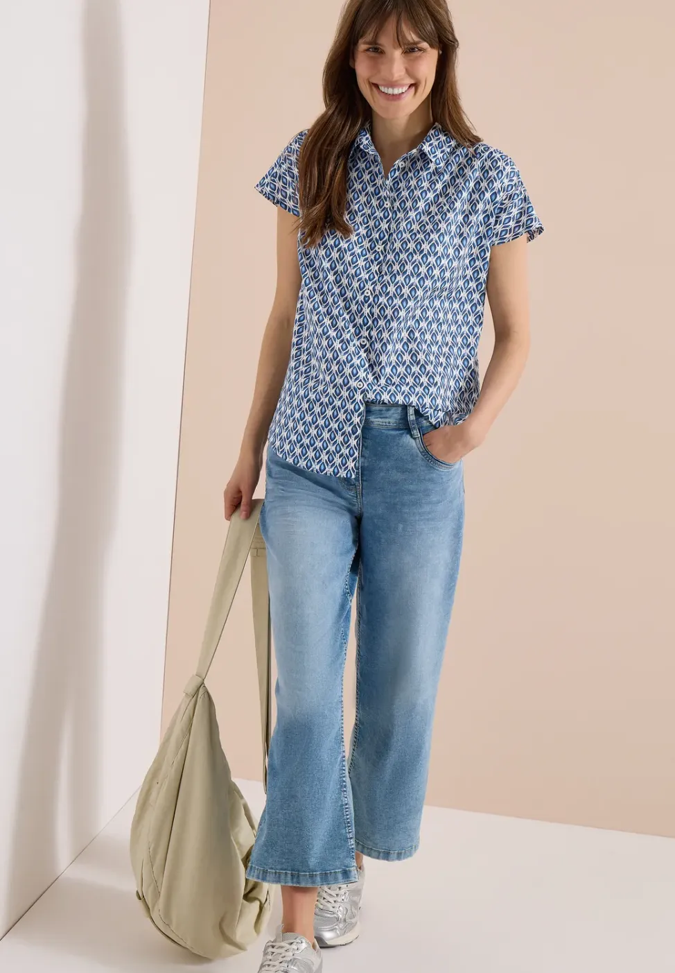 Blouse met korte mouwen en minimale print