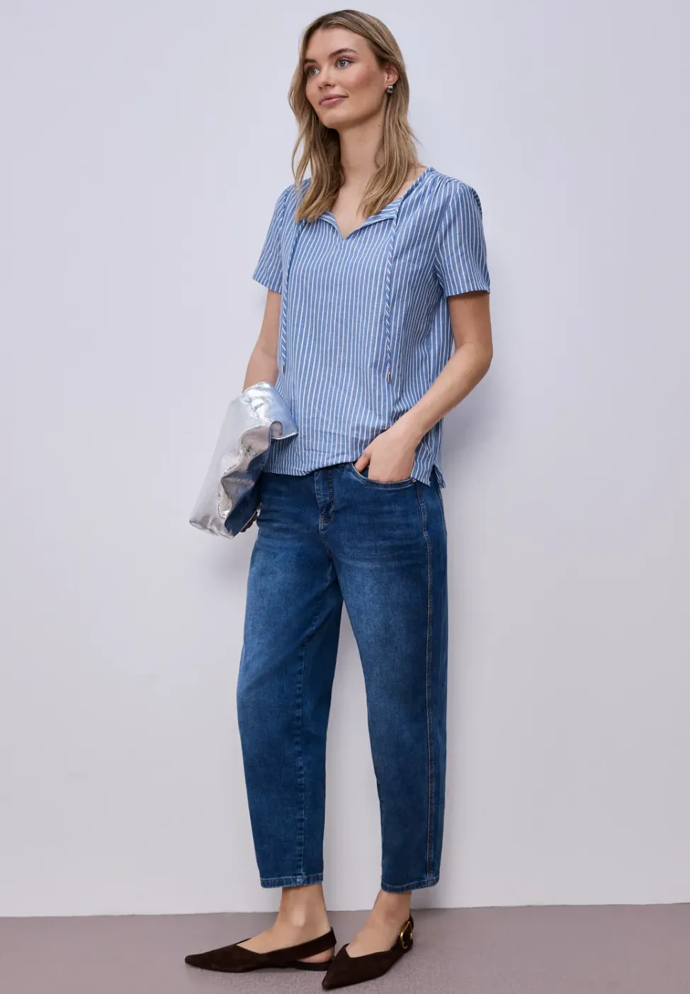 Blouse met korte mouwen, gespleten hals en strepen