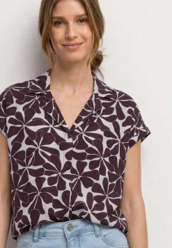 Blouse met overhangende schouders en bowlingkraag
