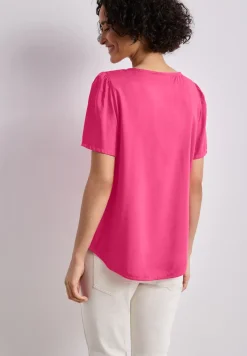 Blouse met ronde hals en korte pofmouwen