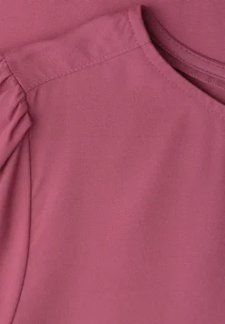Blouse met ronde hals en korte pofmouwen