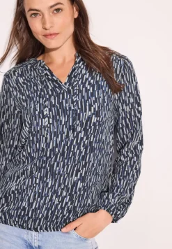 Blouse met smokdetail