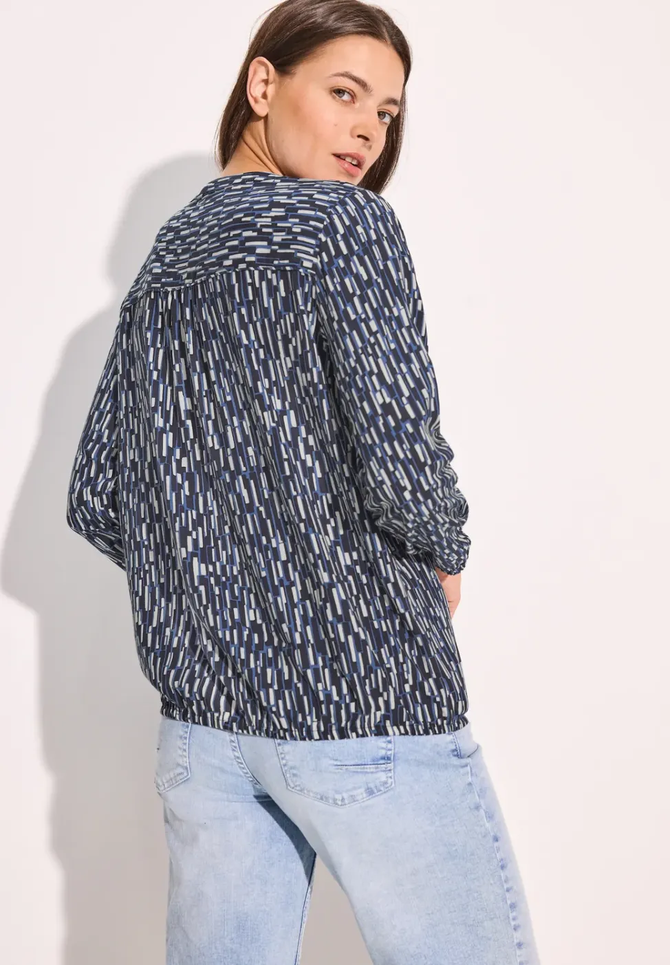 Blouse met smokdetail