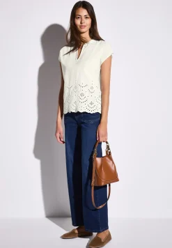 Blouse met borduursel
