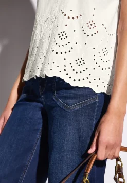 Blouse met borduursel