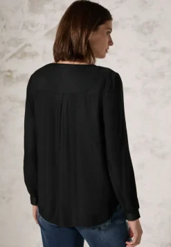 Blouse met details