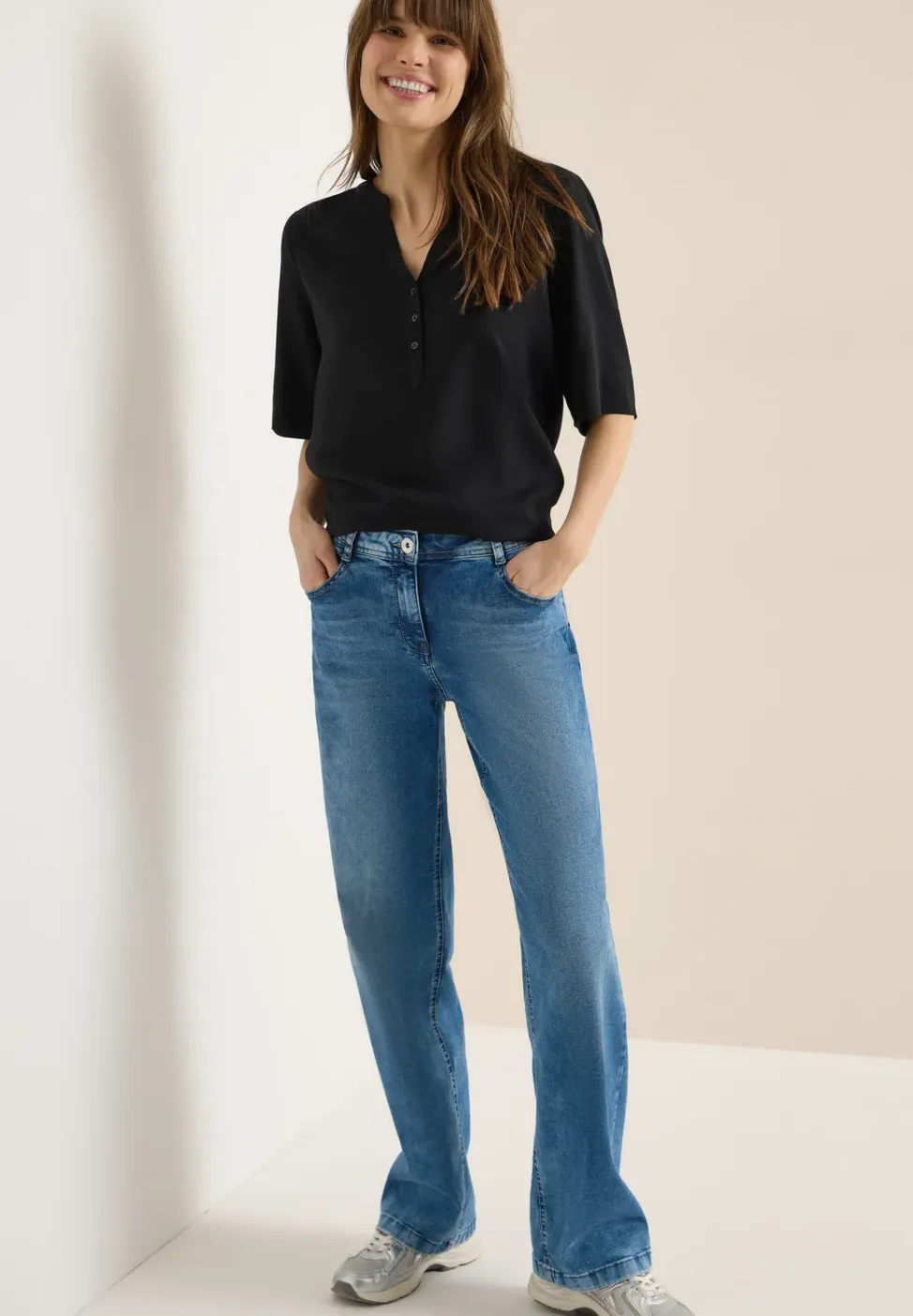 Blouse met gespleten hals en elastische zoom
