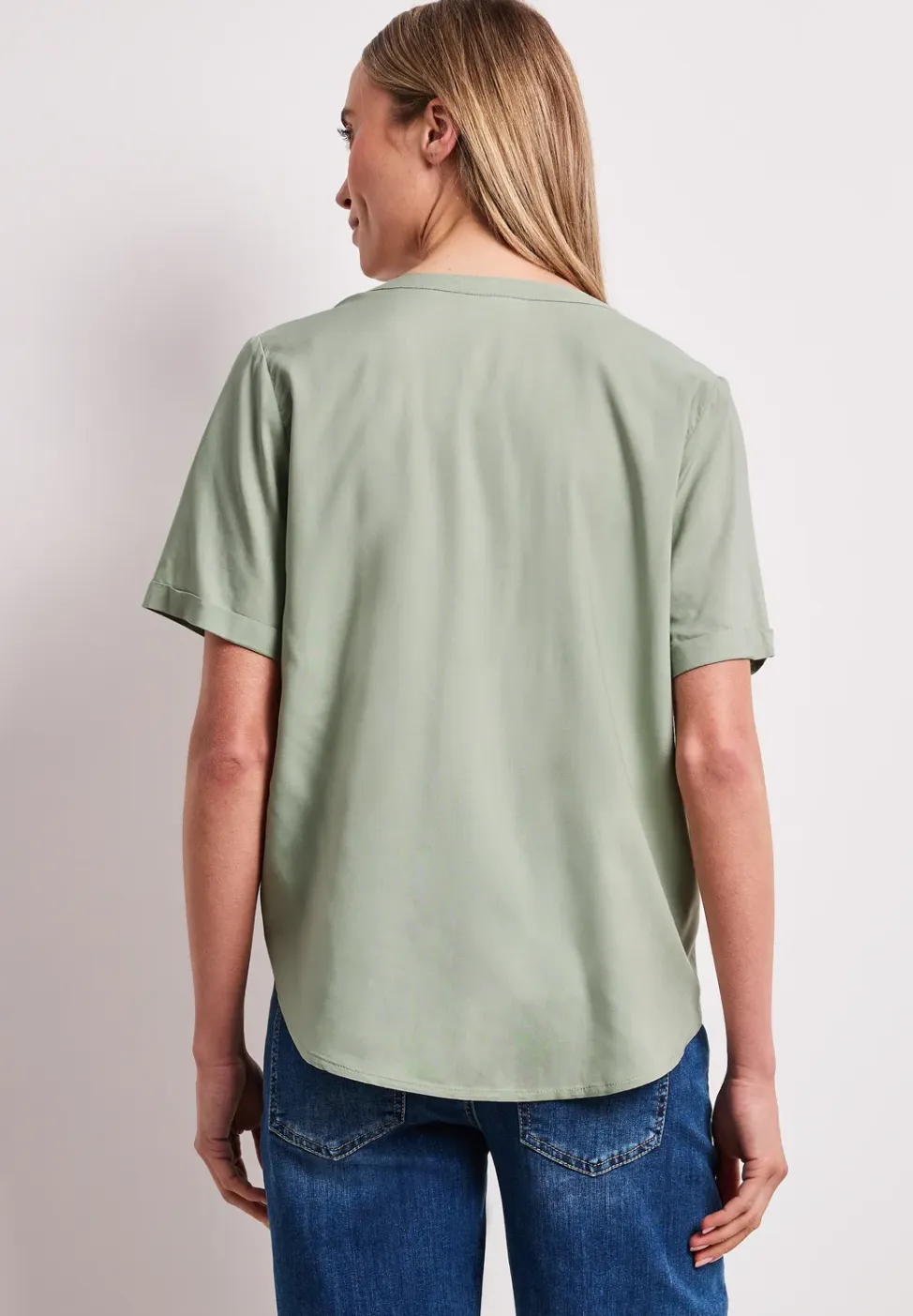 Blouse met gespleten hals en omslag
