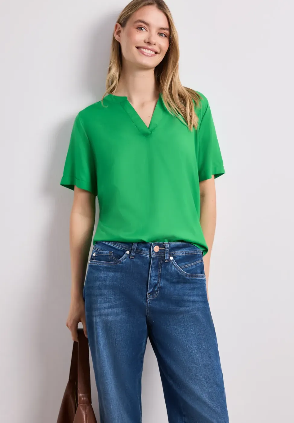 Blouse met gespleten hals en omslag