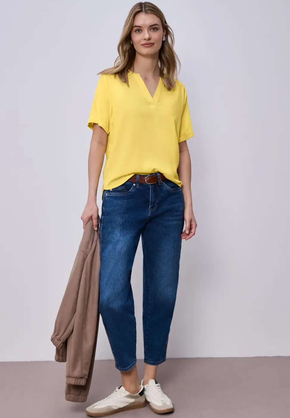 Blouse met gespleten hals en omslag