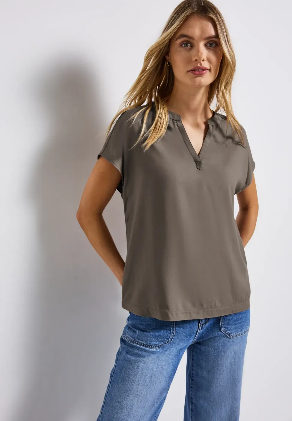 Blouse met gespleten hals in effen kleur