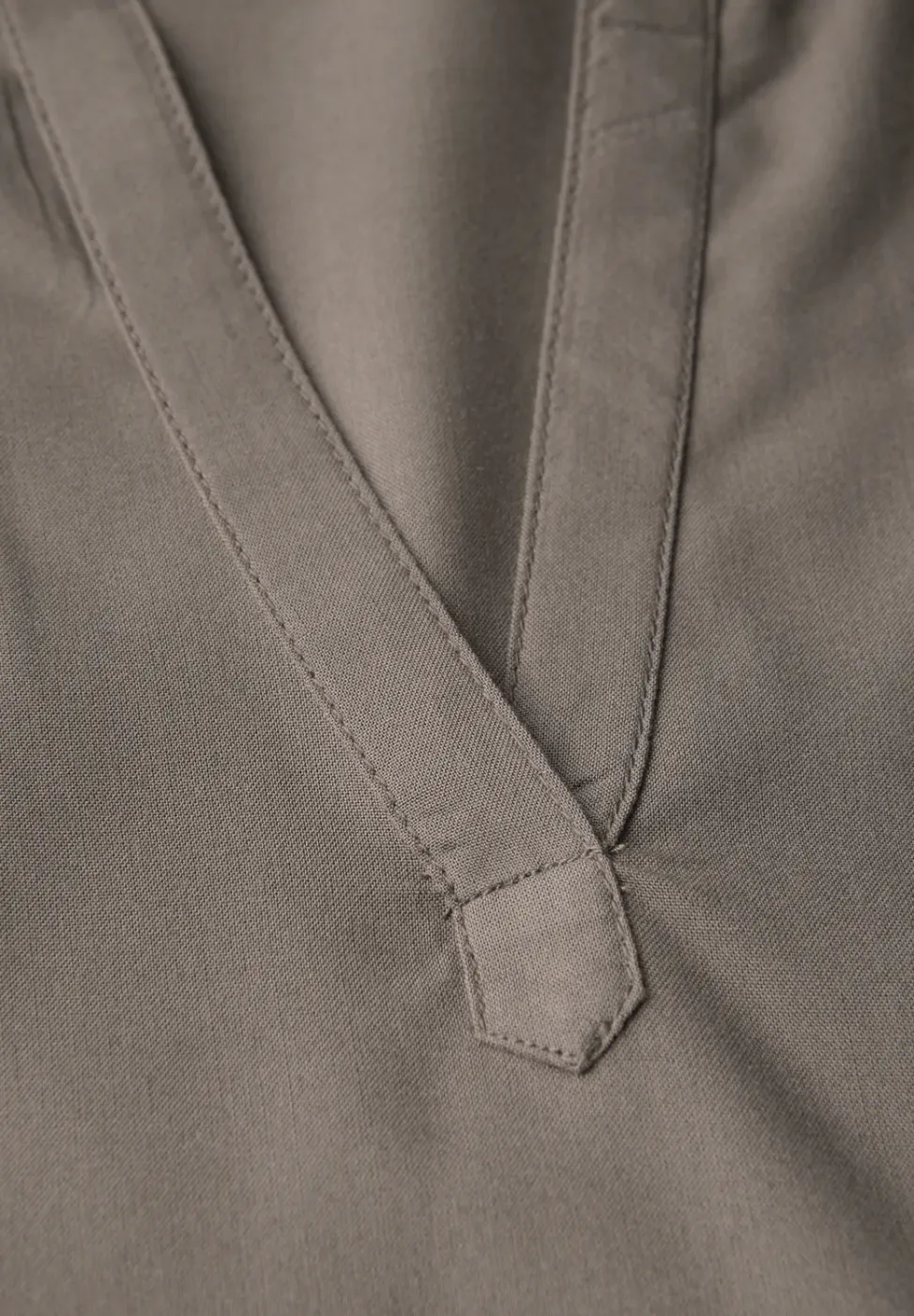 Blouse met gespleten hals in effen kleur