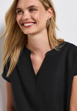 Blouse met gespleten hals in effen kleur