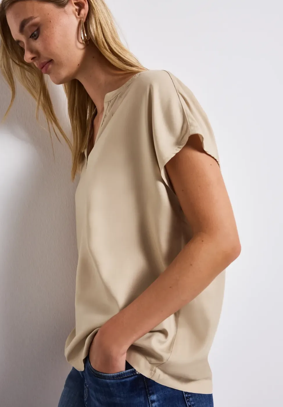 Blouse met gespleten hals in effen kleur